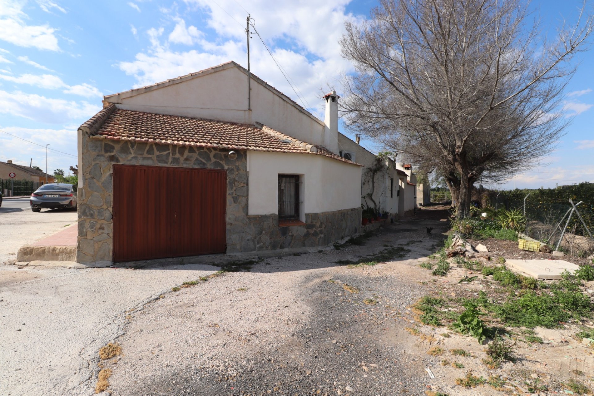 Resale - Villa / House - Heredades