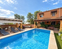 Resale - Villa / House - Jacarilla