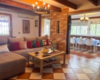 Resale - Villa / House - Jacarilla