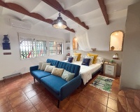 Resale - Villa / House - Jacarilla