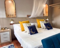 Resale - Villa / House - Jacarilla