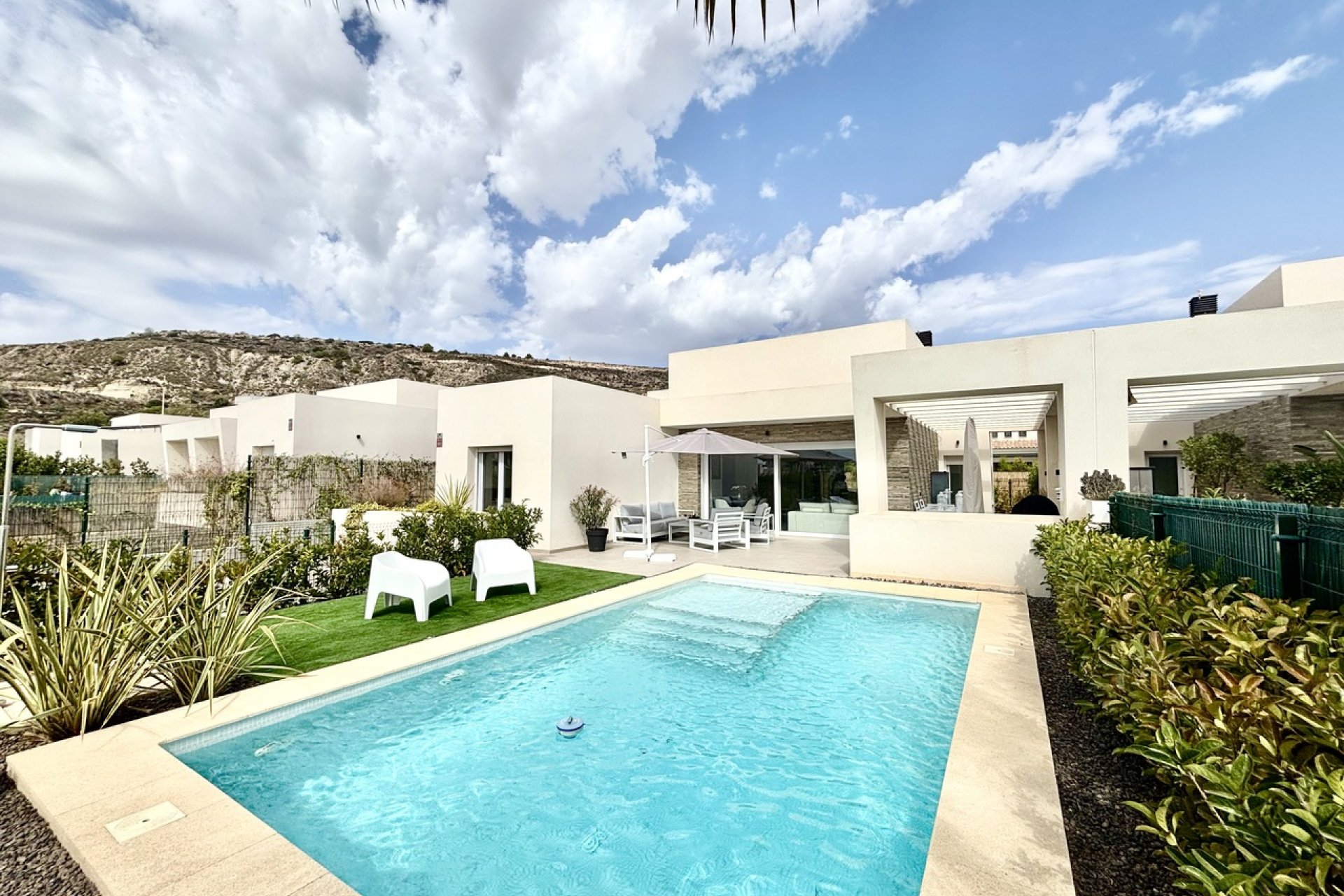 Resale - Villa / House - La Finca Golf - La Finca Golf Resort