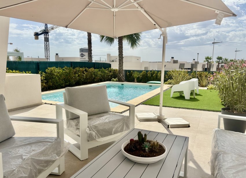 Resale - Villa / House - La Finca Golf - La Finca Golf Resort
