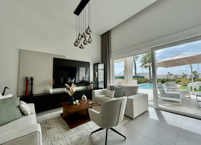 Resale - Villa / House - La Finca Golf - La Finca Golf Resort