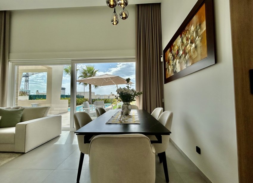 Resale - Villa / House - La Finca Golf - La Finca Golf Resort