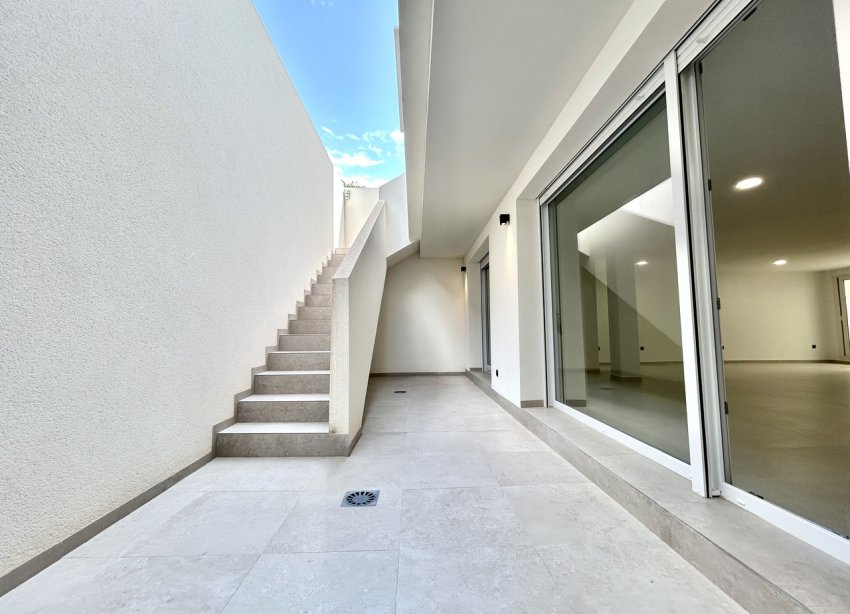 Resale - Villa / House - La Finca Golf - La Finca Golf Resort