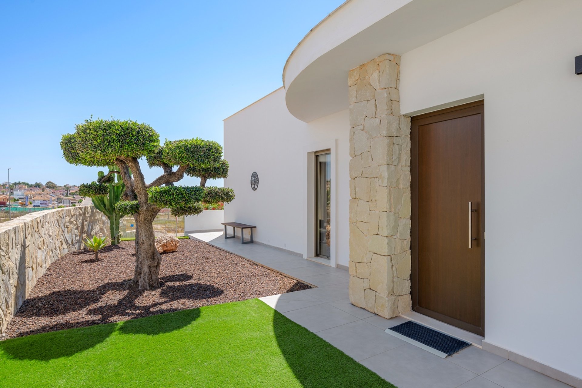Resale - Villa / House - La Marina