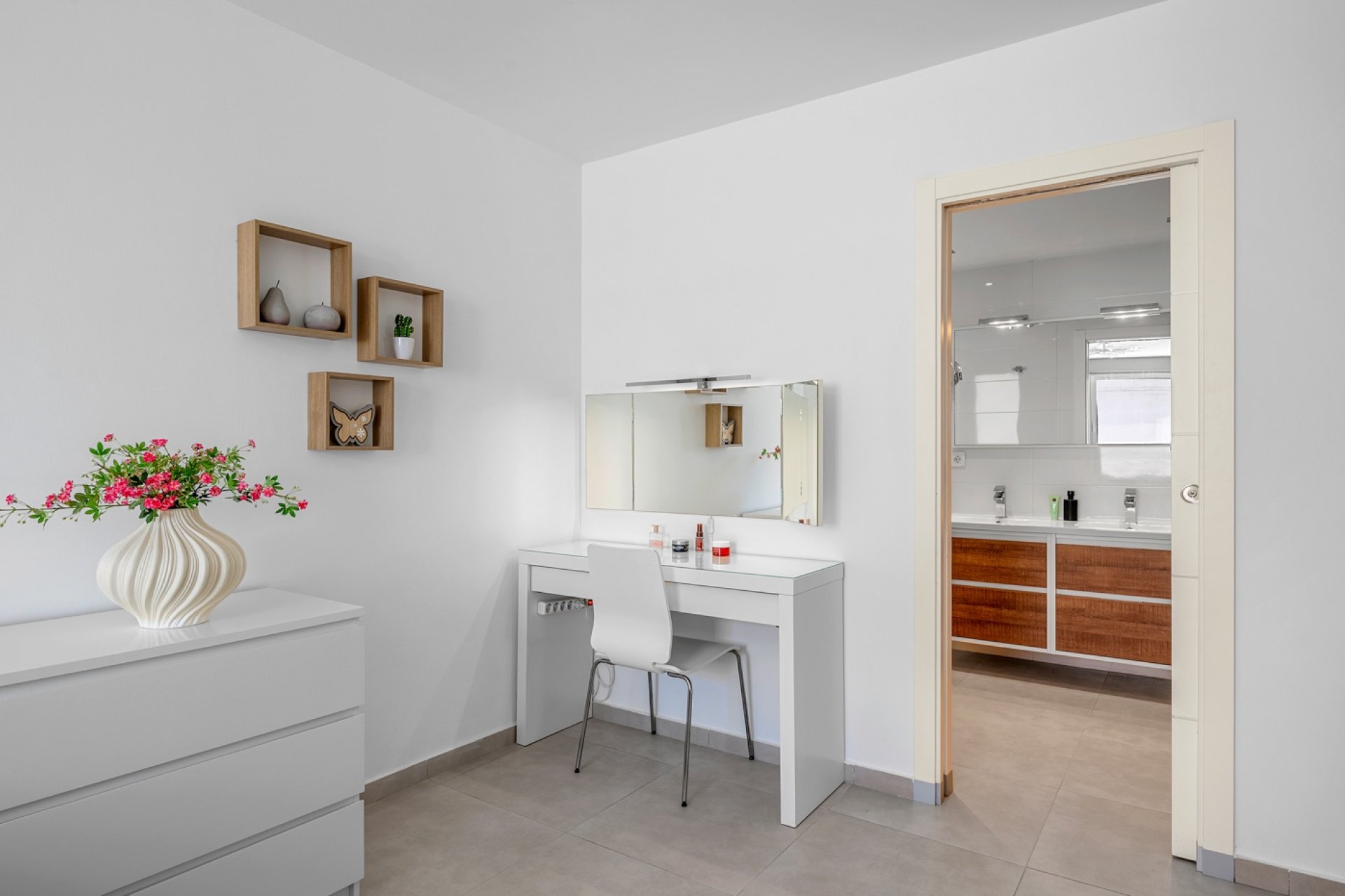 Resale - Villa / House - La Marina