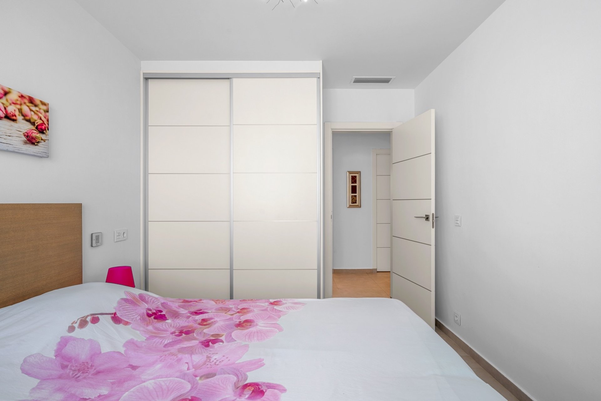 Resale - Villa / House - La Marina