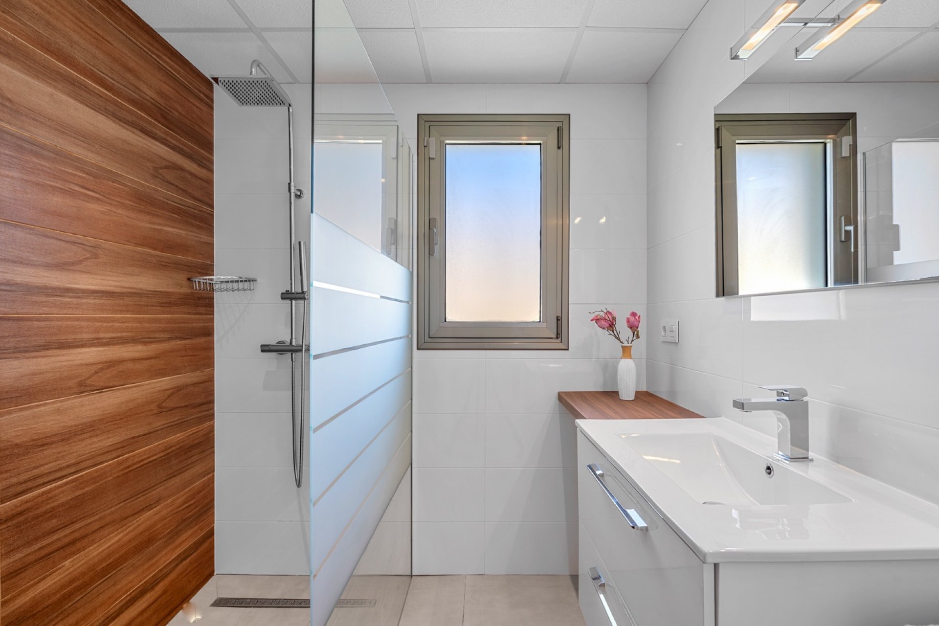 Resale - Villa / House - La Marina