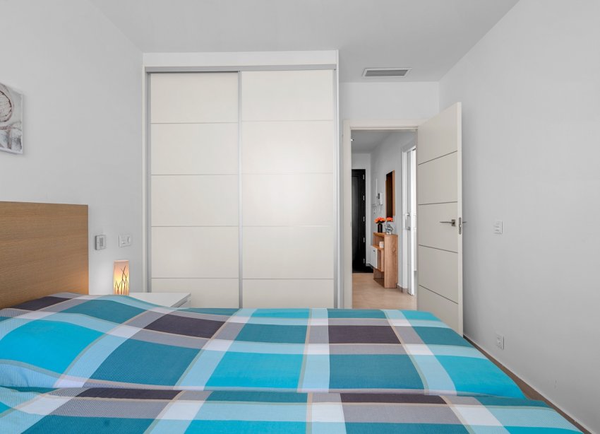 Resale - Villa / House - La Marina
