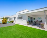 Resale - Villa / House - La Marina