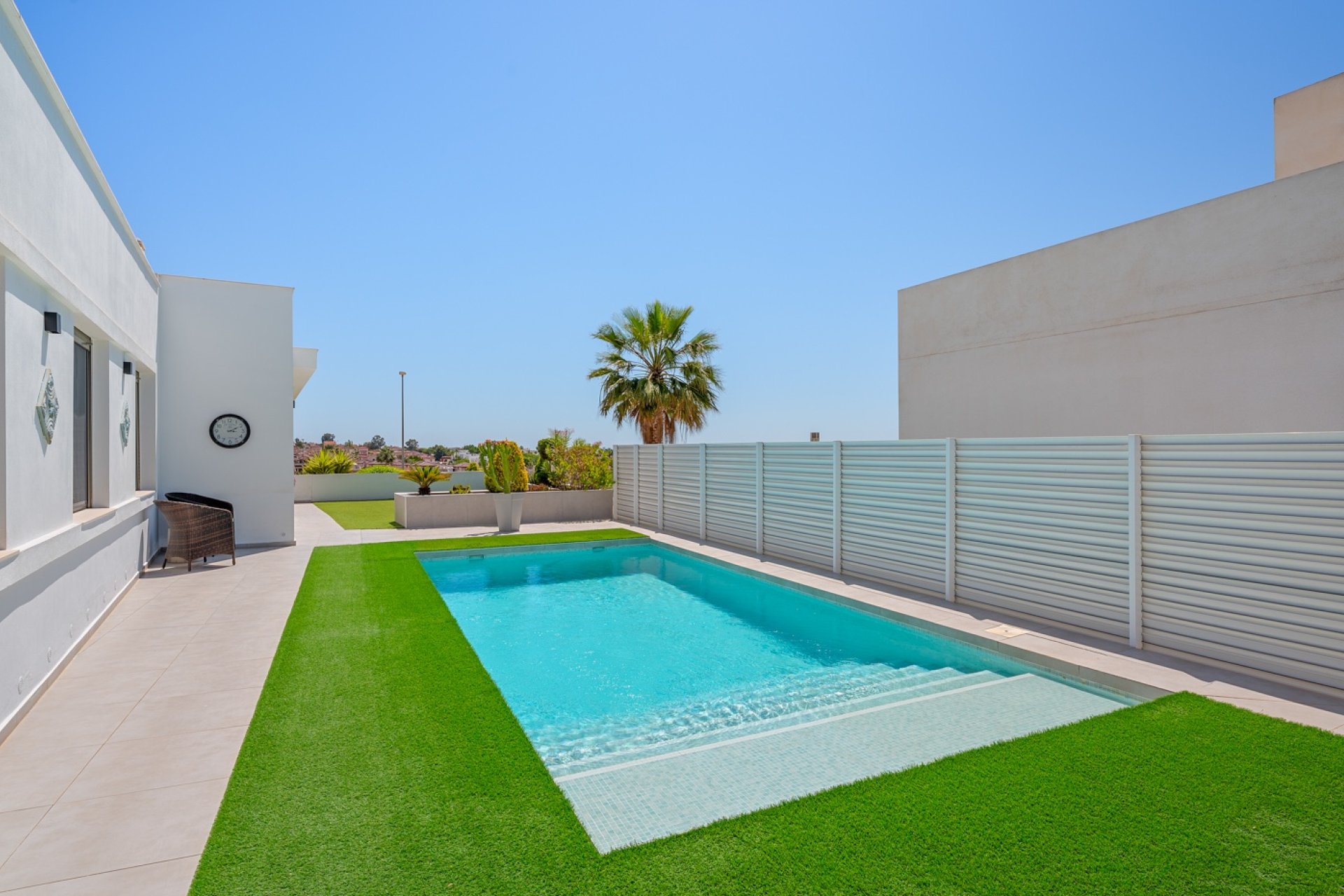 Resale - Villa / House - La Marina