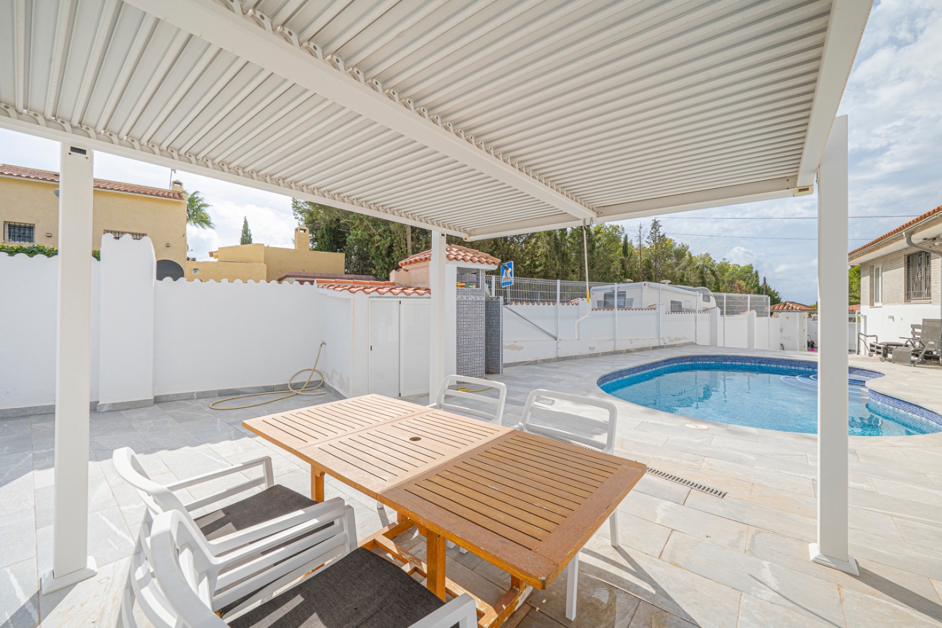 Resale - Villa / House - La Nucía - Panorama