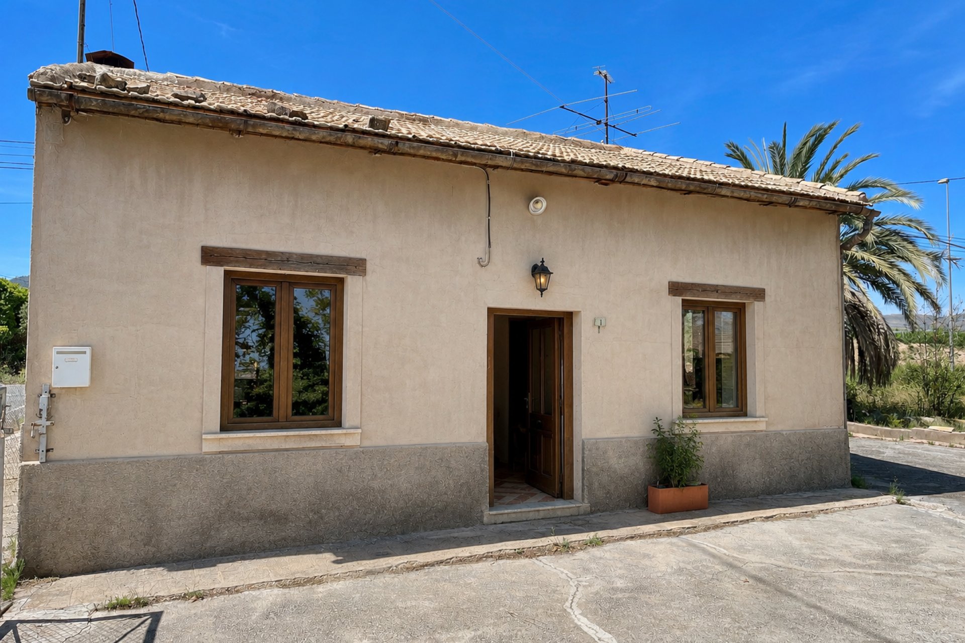Resale - Villa / House - La Romana - Villas de la Romana