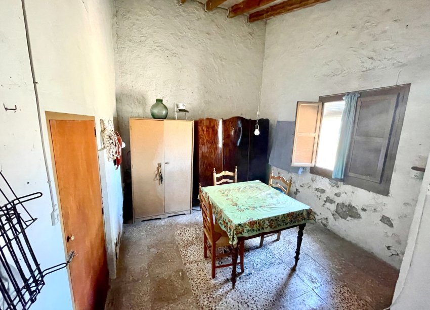 Resale - Villa / House - La Romana - Villas de la Romana