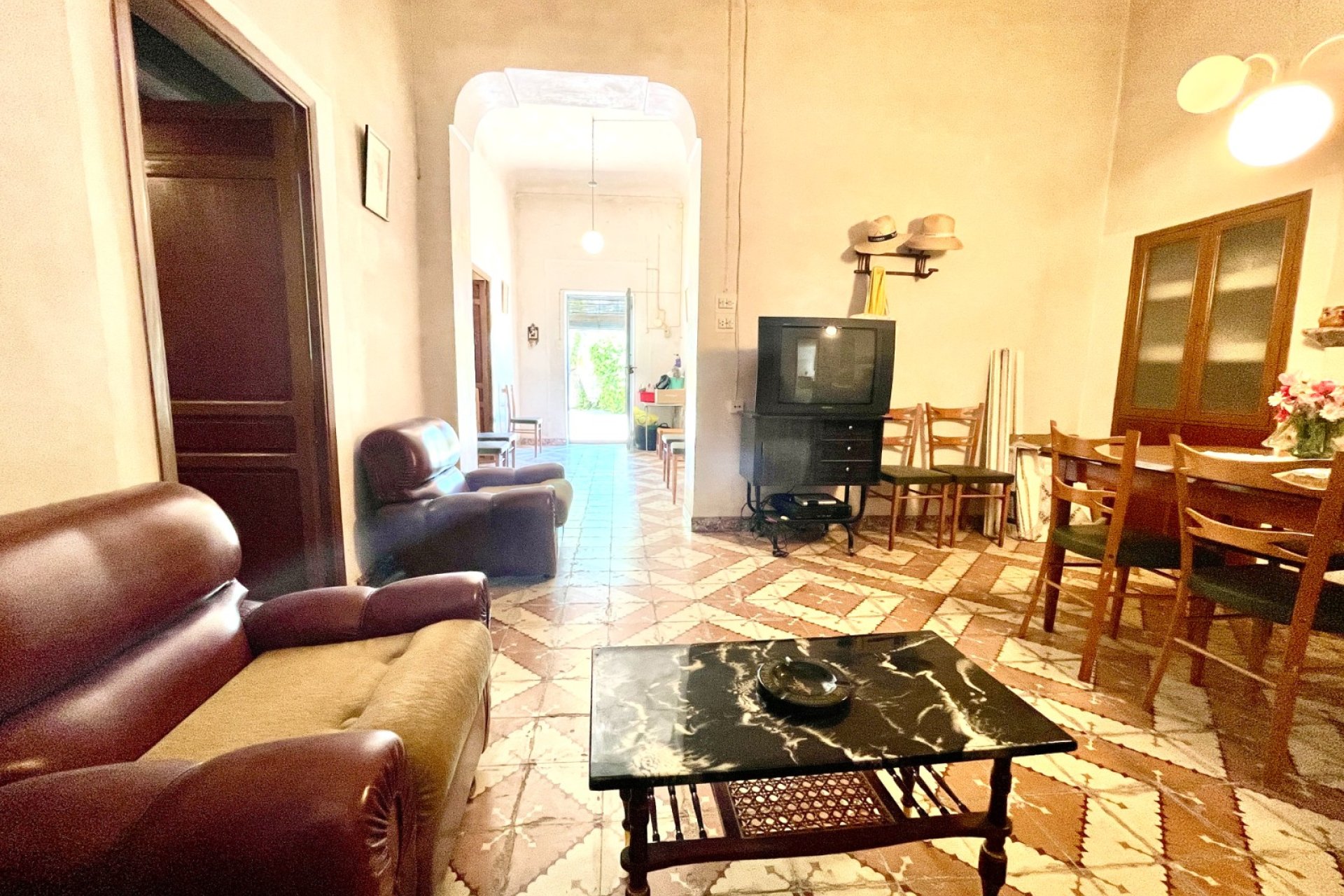 Resale - Villa / House - La Romana - Villas de la Romana