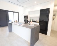 Resale - Villa / House - Los Alcazares - Santa Rosalía