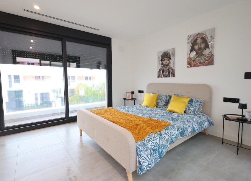 Resale - Villa / House - Los Alcazares - Santa Rosalía