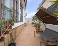 Resale - Villa / House - Los Montesinos - La Herrada