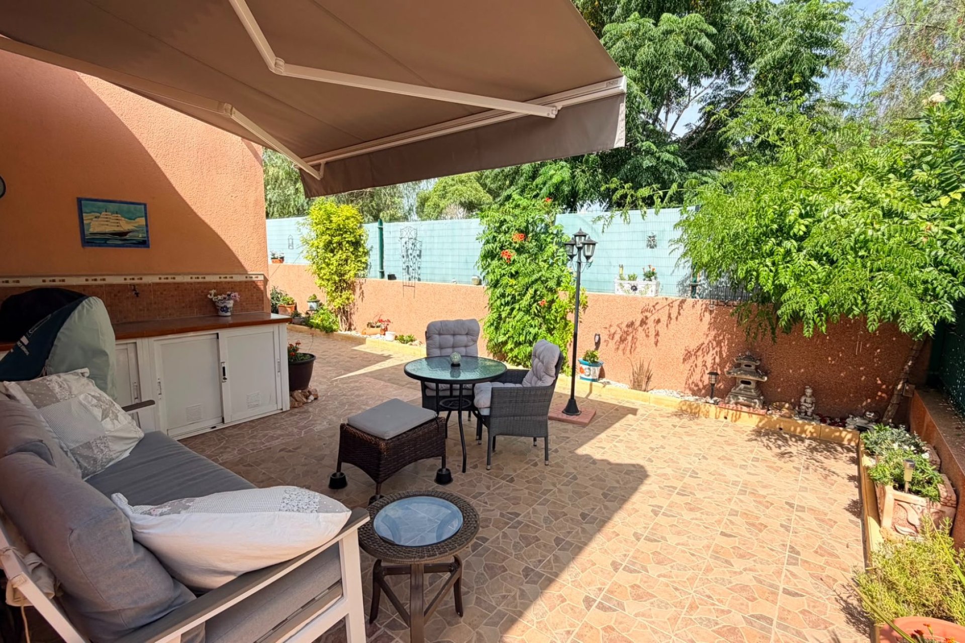 Resale - Villa / House - Los Montesinos - La Herrada