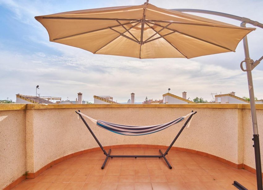 Resale - Villa / House - Los Montesinos - La Herrada