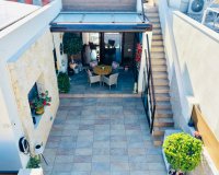 Resale - Villa / House - Los Montesinos - La Herrada
