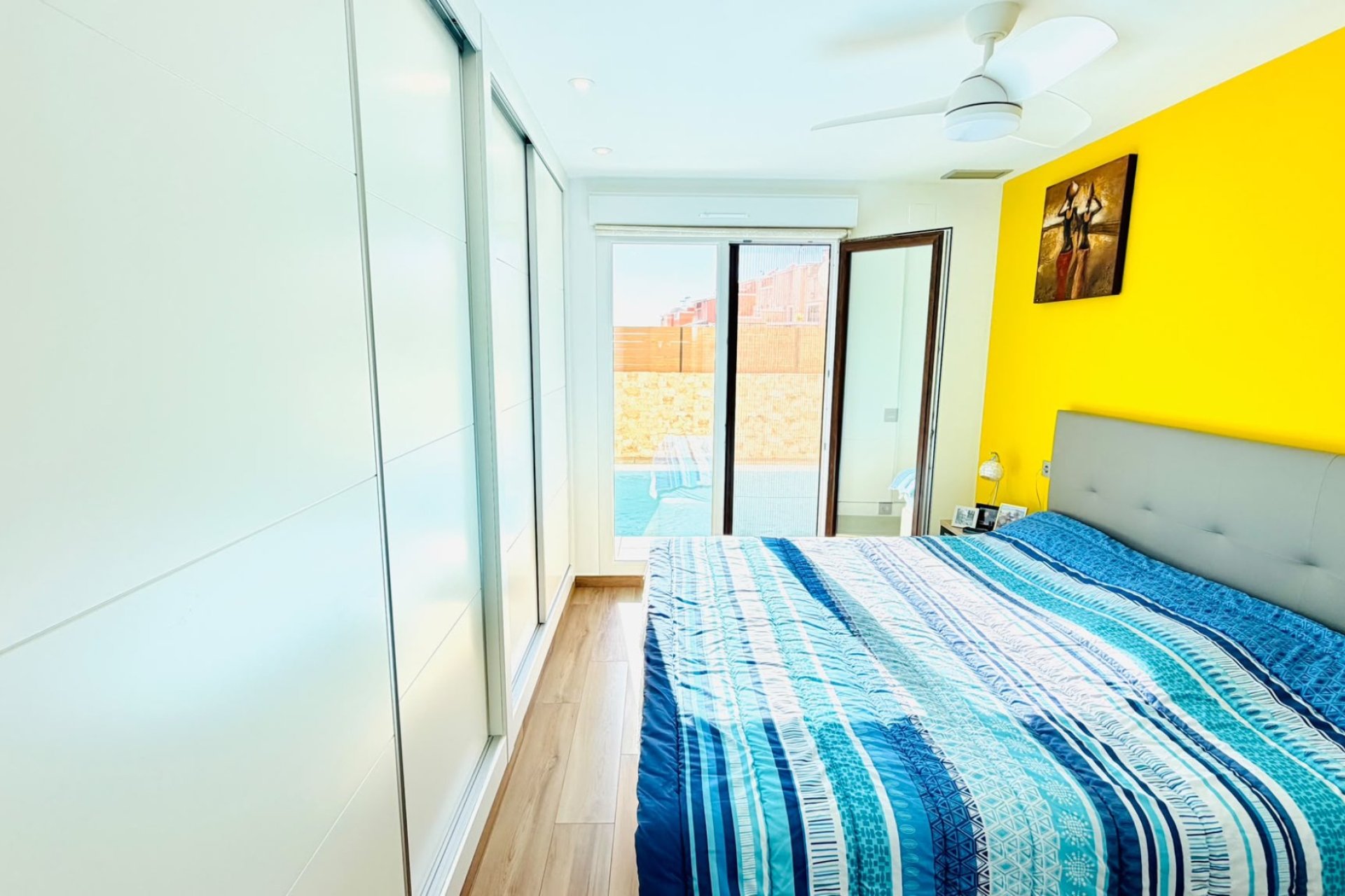 Resale - Villa / House - Los Montesinos - La Herrada