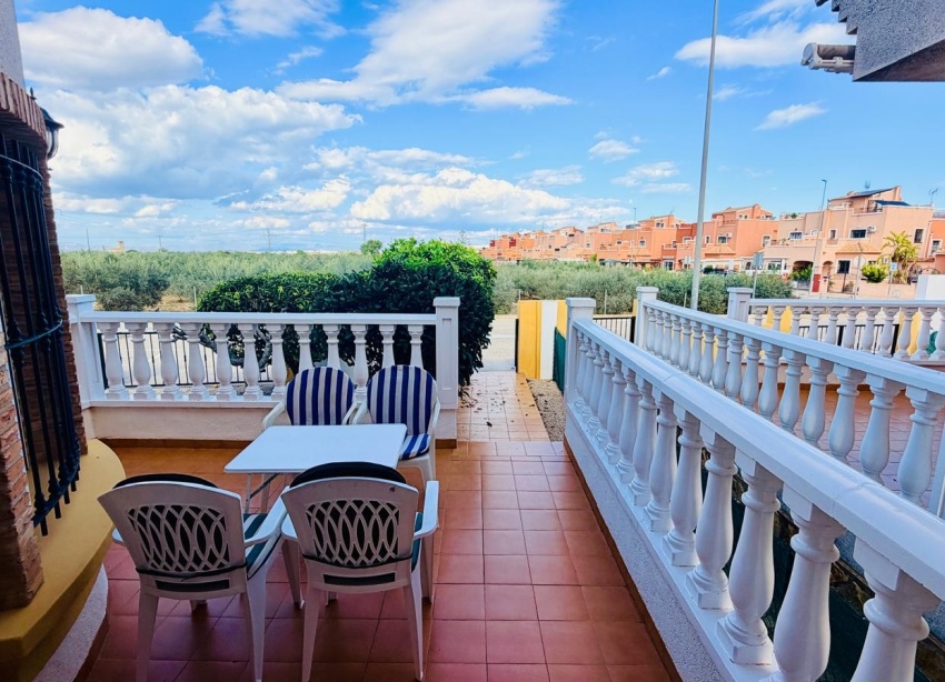 Resale - Villa / House - Los Montesinos - La Herrada
