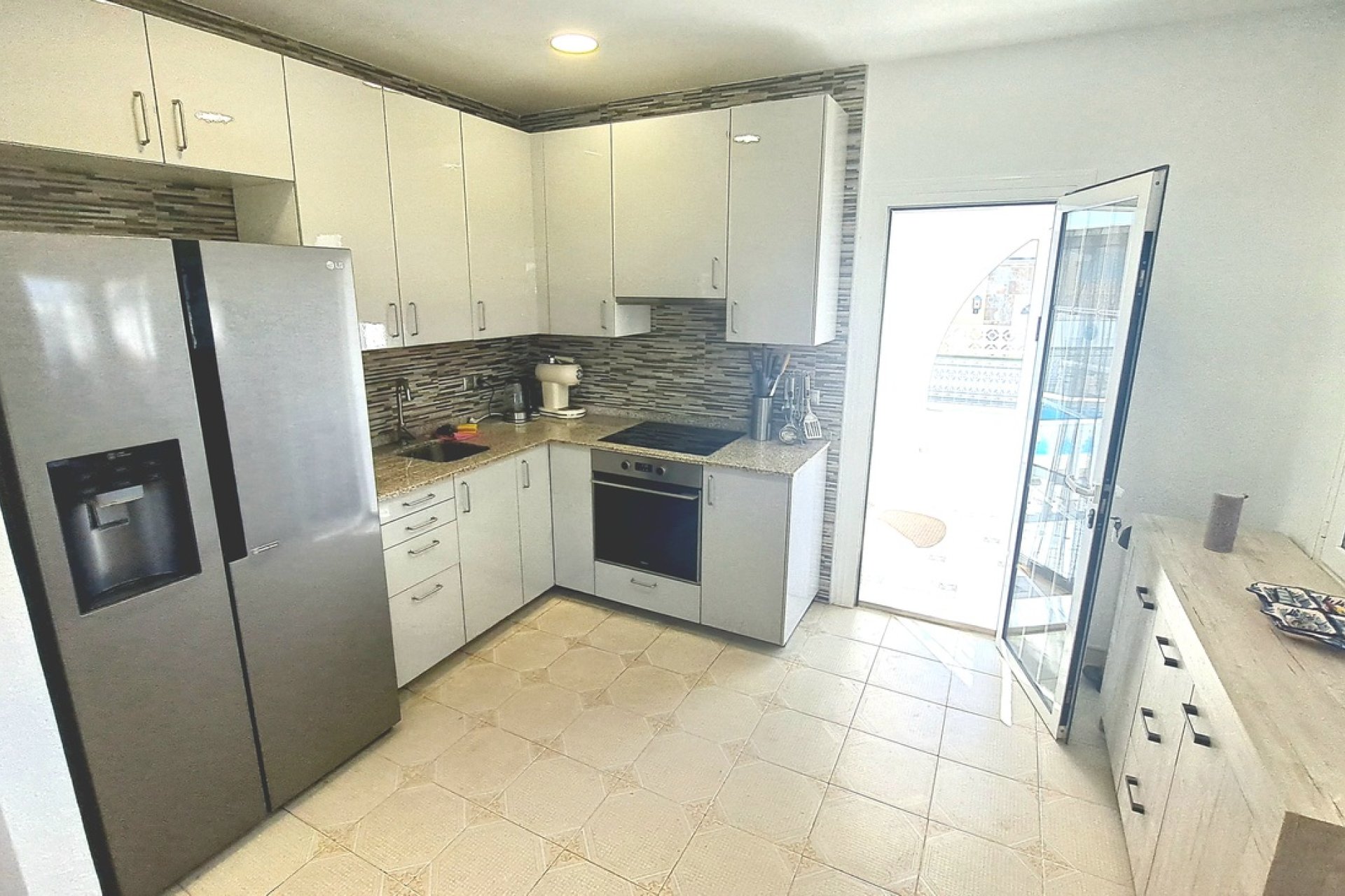 Resale - Villa / House - Orihuela Costa - Blue Lagoon