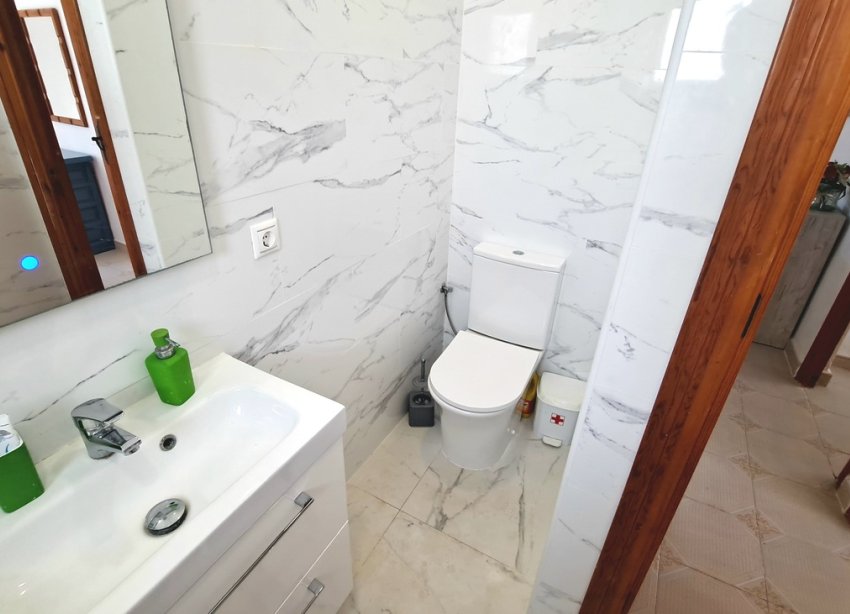 Resale - Villa / House - Orihuela Costa - Blue Lagoon