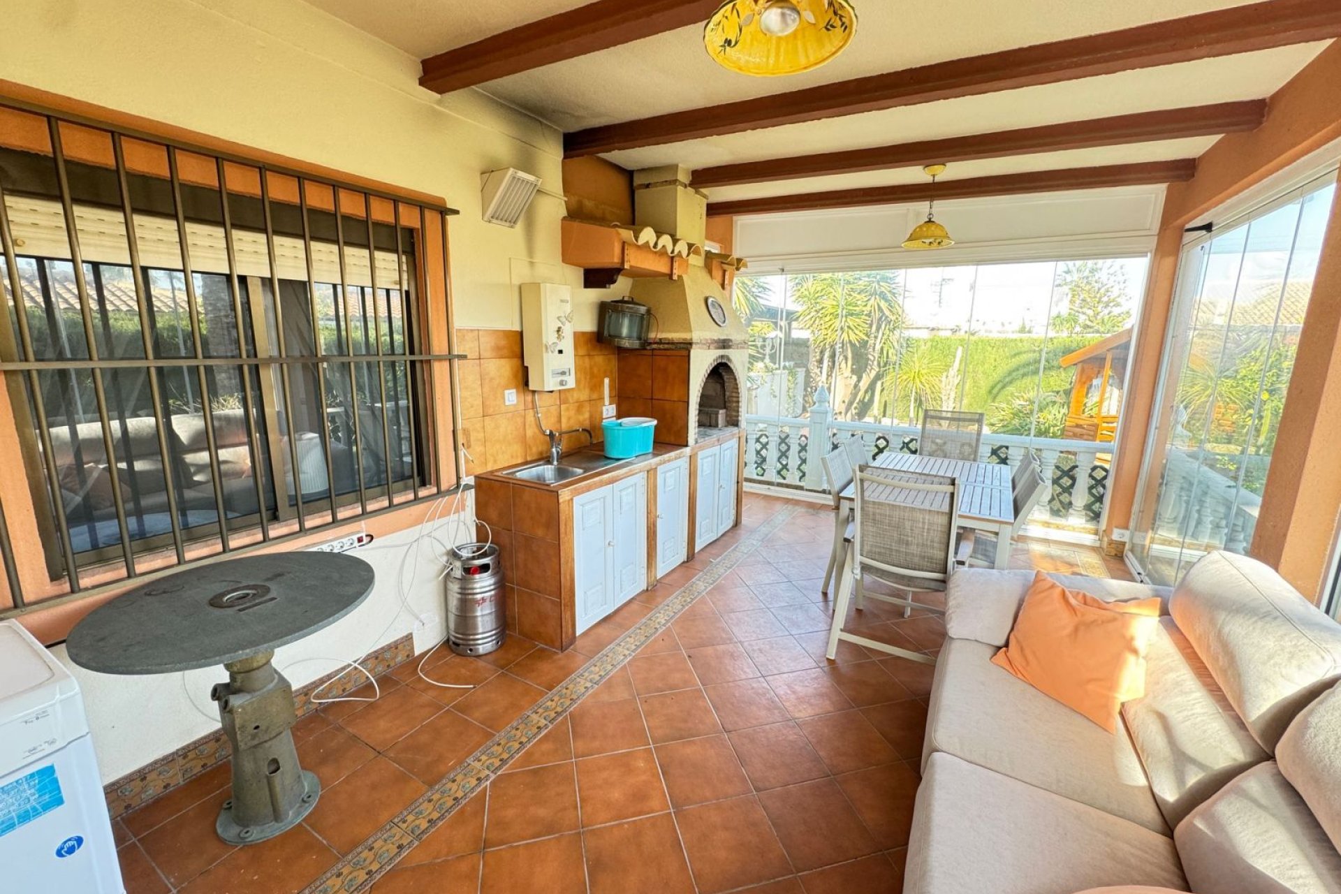 Resale - Villa / House - Orihuela Costa - Cabo Roig