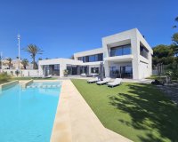 Resale - Villa / House - Orihuela Costa - Cabo Roig