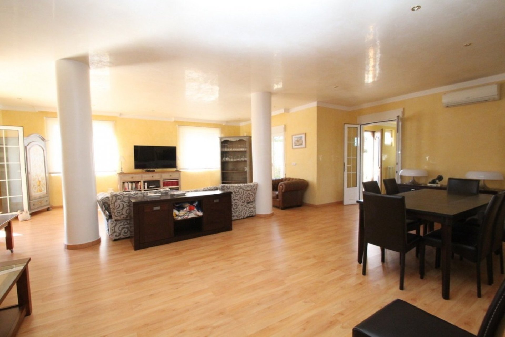 Resale - Villa / House - Orihuela Costa - Cabo Roig