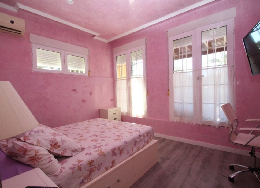Resale - Villa / House - Orihuela Costa - Cabo Roig