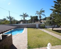 Resale - Villa / House - Orihuela Costa - Cabo Roig