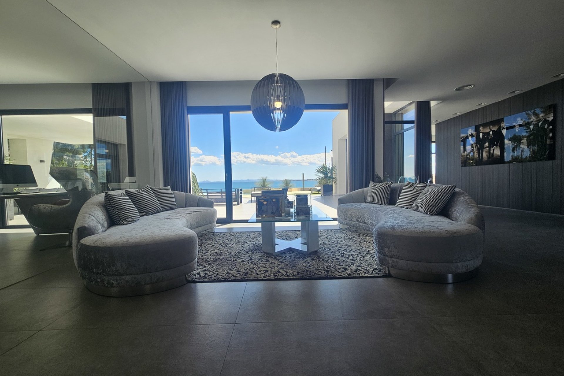 Resale - Villa / House - Orihuela Costa - Cabo Roig