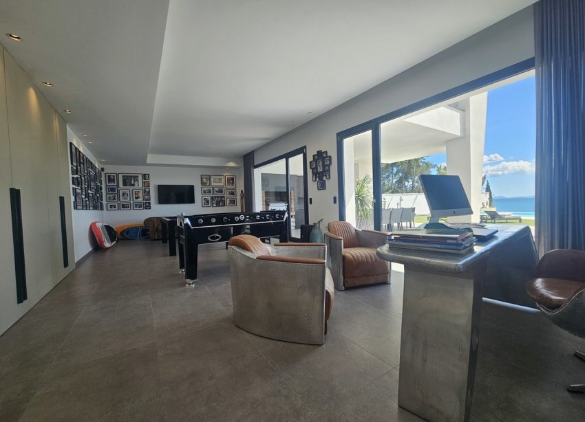 Resale - Villa / House - Orihuela Costa - Cabo Roig