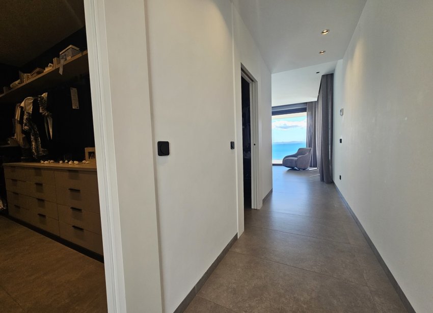 Resale - Villa / House - Orihuela Costa - Cabo Roig