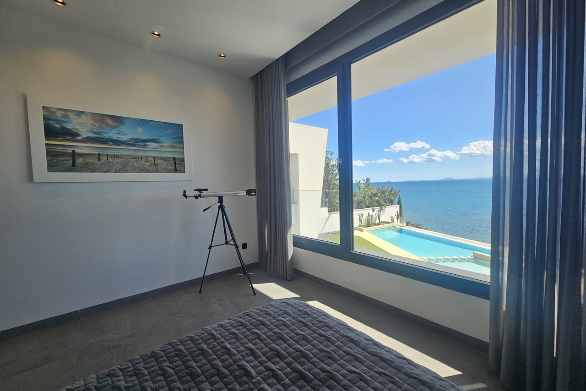Resale - Villa / House - Orihuela Costa - Cabo Roig
