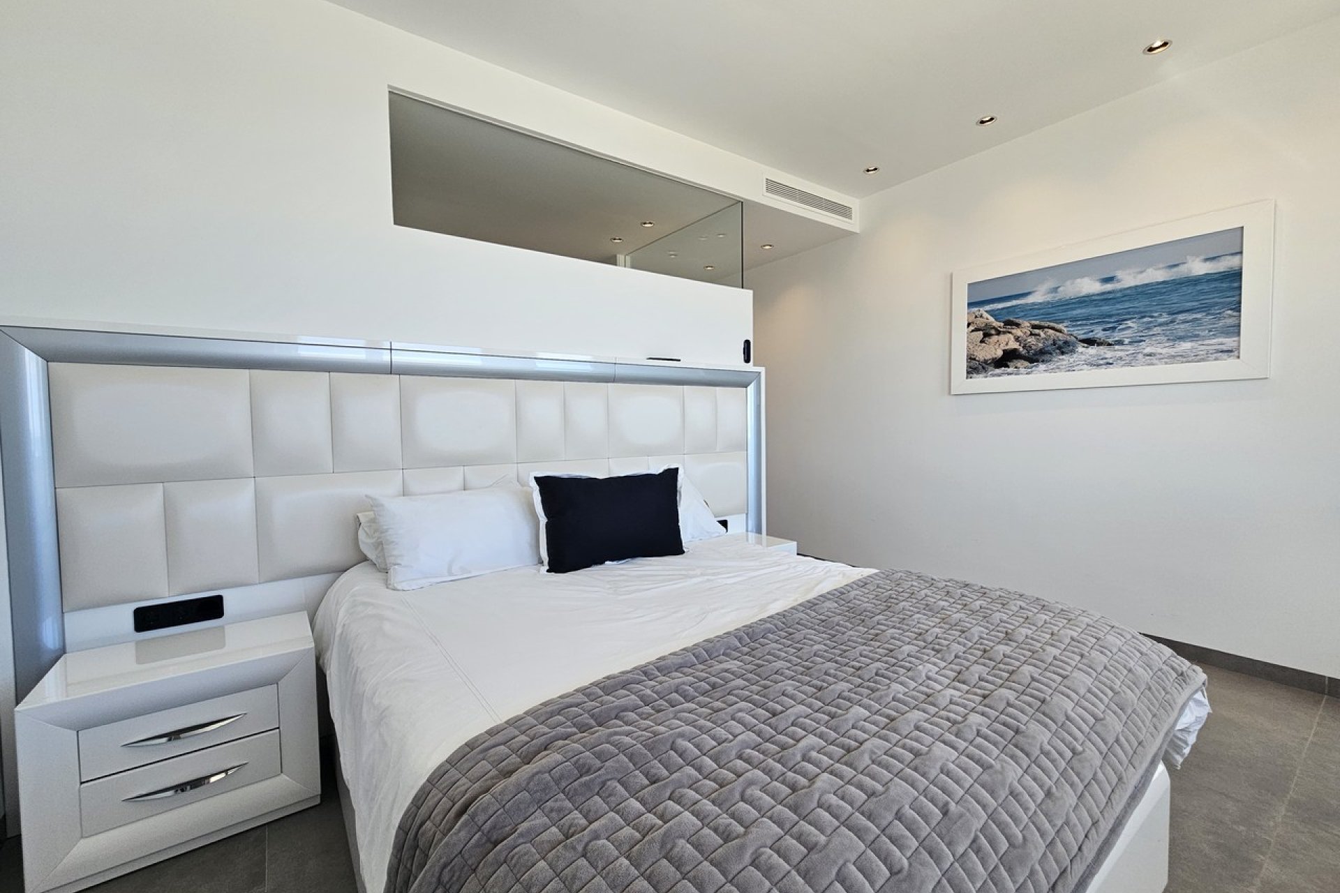 Resale - Villa / House - Orihuela Costa - Cabo Roig
