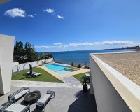 Resale - Villa / House - Orihuela Costa - Cabo Roig