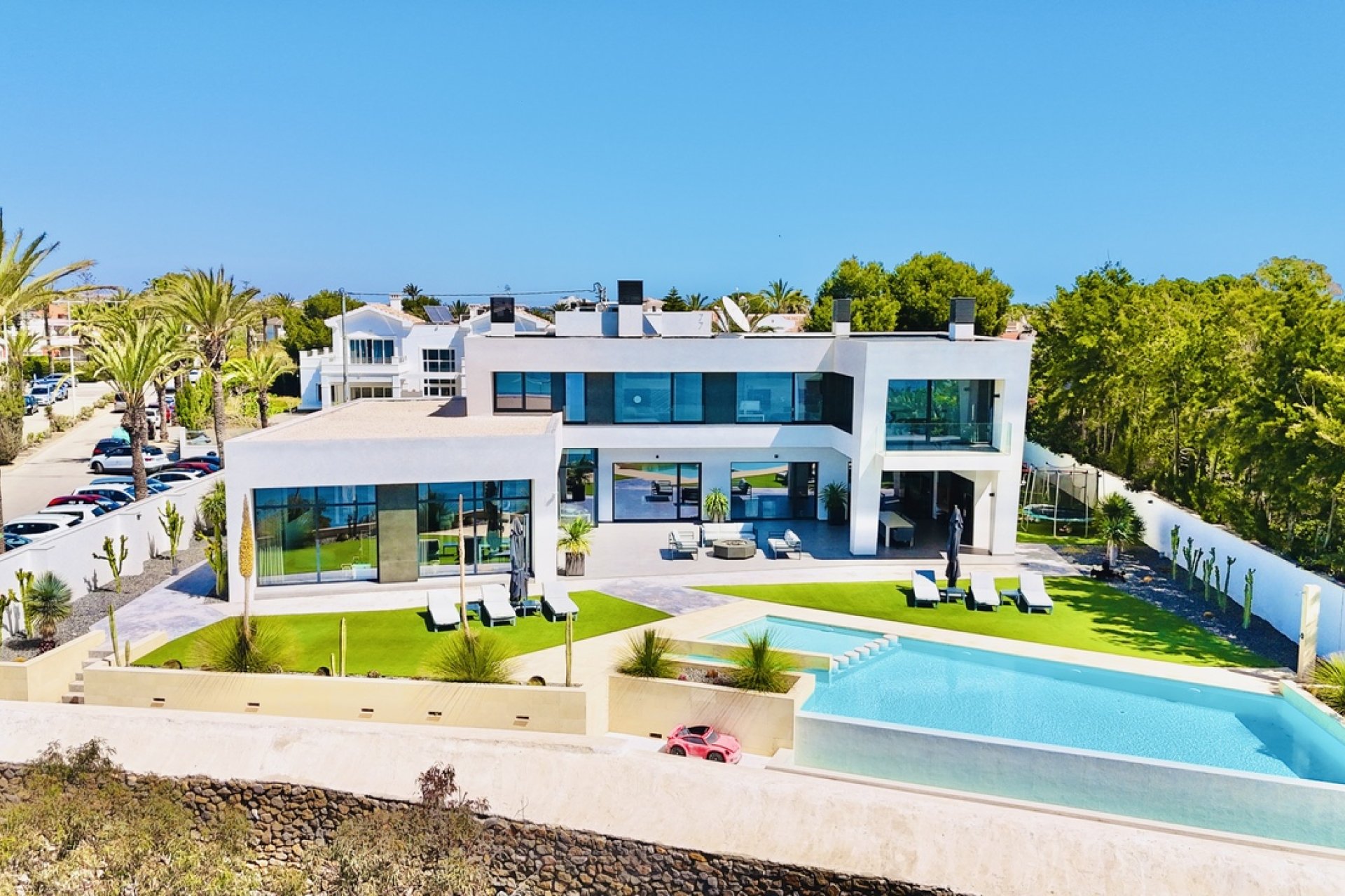 Villa en venta en Orihuela Costa