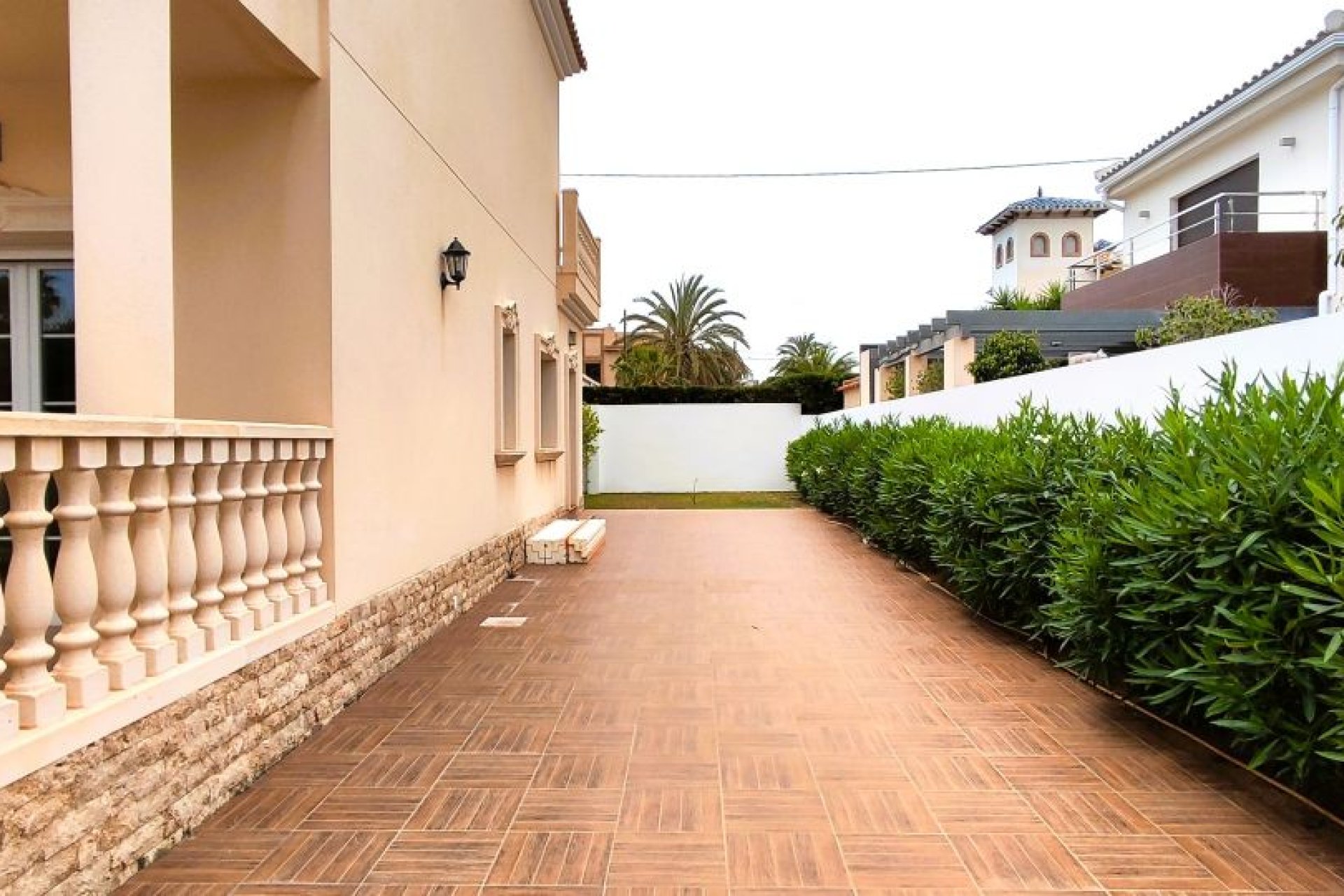 Resale - Villa / House - Orihuela Costa - Cabo Roig