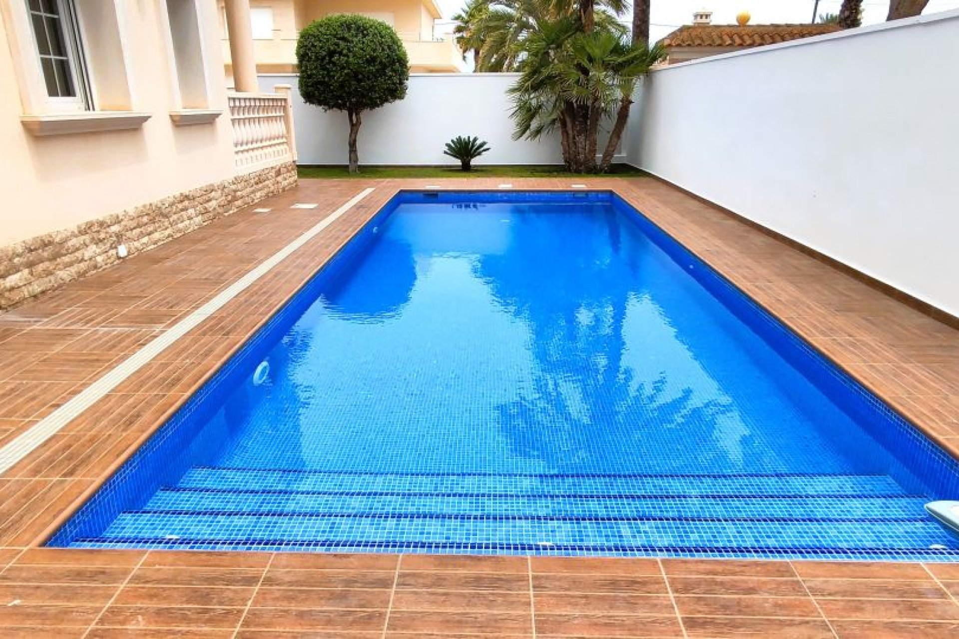 Resale - Villa / House - Orihuela Costa - Cabo Roig