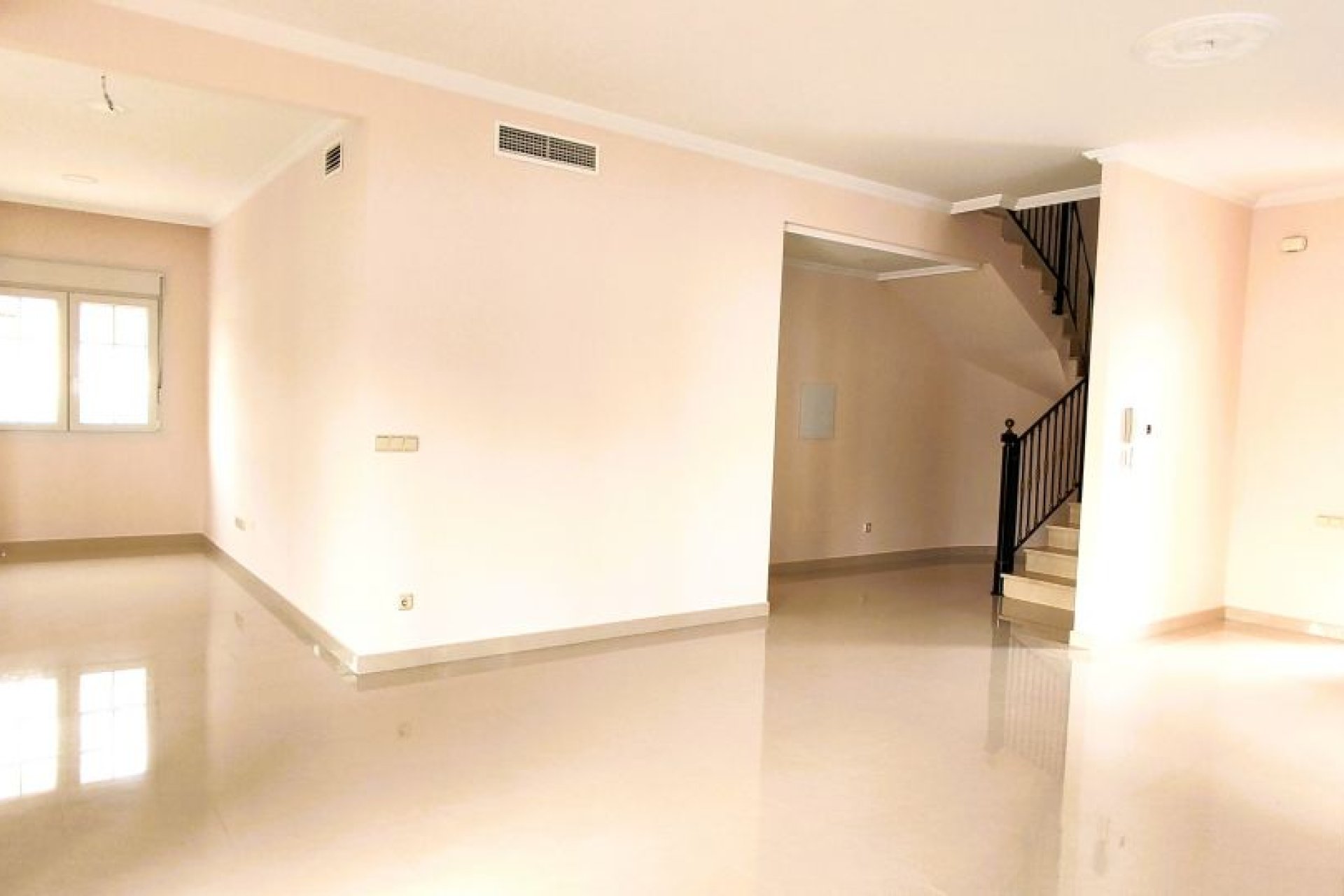 Resale - Villa / House - Orihuela Costa - Cabo Roig