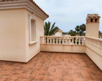 Resale - Villa / House - Orihuela Costa - Cabo Roig