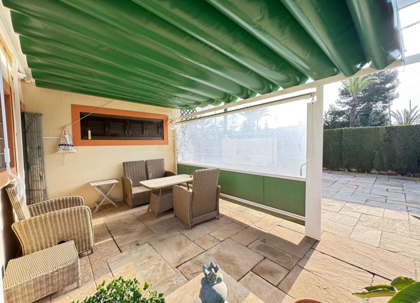 Resale - Villa / House - Orihuela Costa - Cabo Roig