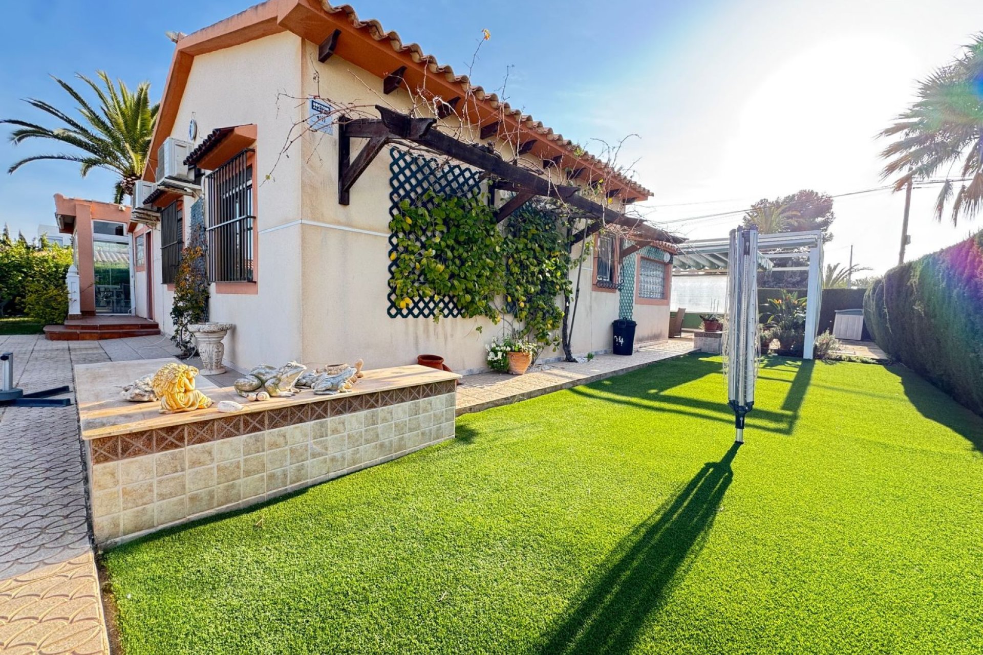 Resale - Villa / House - Orihuela Costa - Cabo Roig