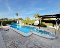 Resale - Villa / House - Orihuela Costa - Cabo Roig